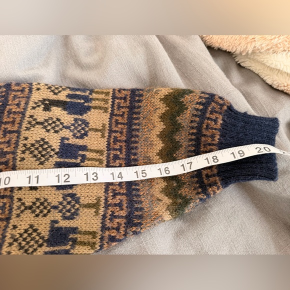 SEBASTIE Alpaca Wool Cardigan Sweater Llama Pattern Vintage Style - Picture 6 of 6